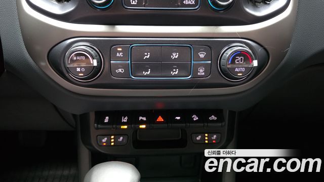 Chevrolet Korea Colorado 2022 — photo 21