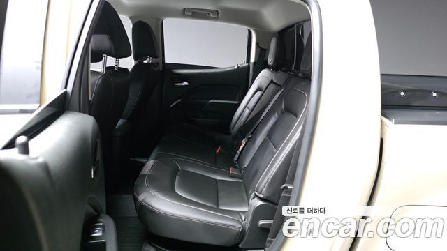 Chevrolet Korea Colorado 2022 — photo 16