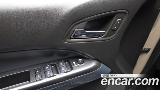 Chevrolet Korea Colorado 2022 — photo 30