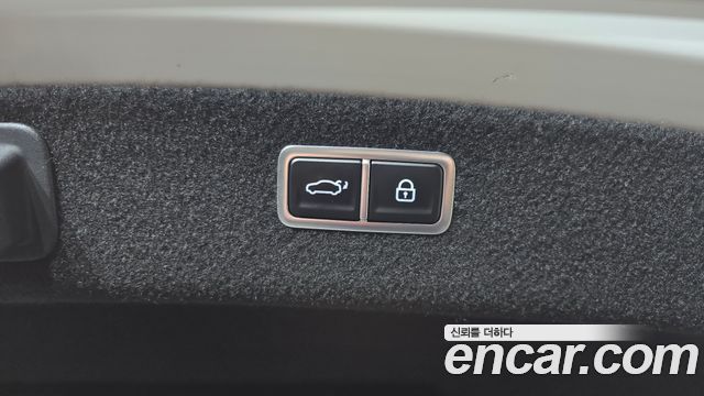 Genesis G80 2023 — photo 17