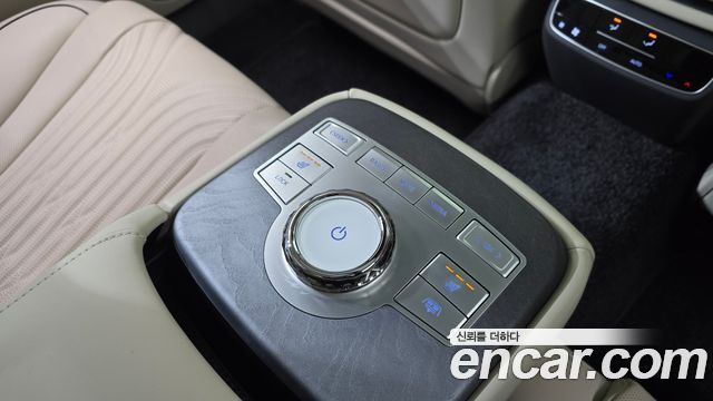 Genesis G80 2023 — photo 18
