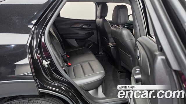 Chevrolet Korea Trailblazer 2021 — photo 17