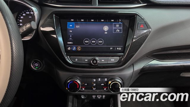 Chevrolet Korea Trailblazer 2021 — photo 30