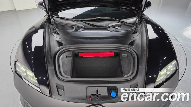 Porsche Taycan 2025 — photo 6