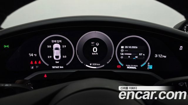 Porsche Taycan 2025 — photo 11