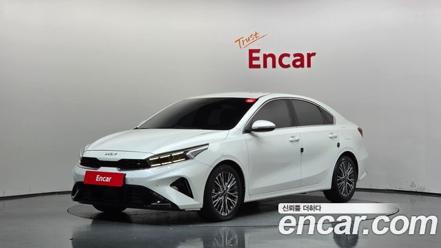 Kia K3 2023 — photo 1