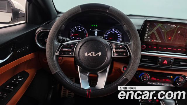 Kia K3 2023 — photo 14