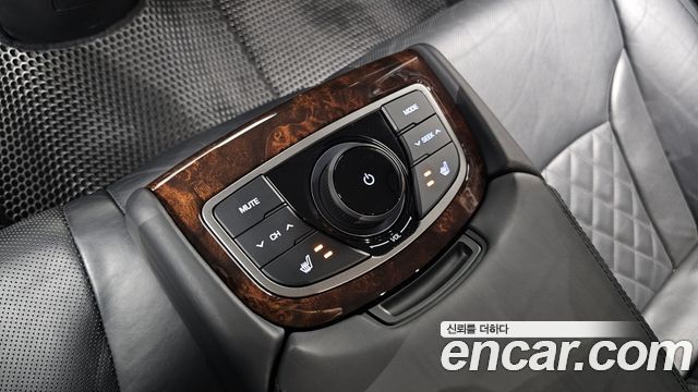 Hyundai Aslan 2016 — photo 18