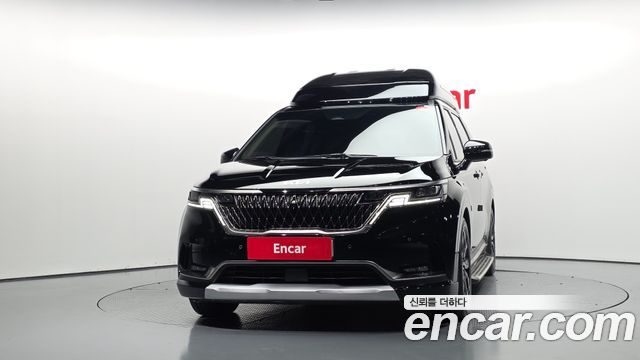 Kia Canival 2023 — photo 3