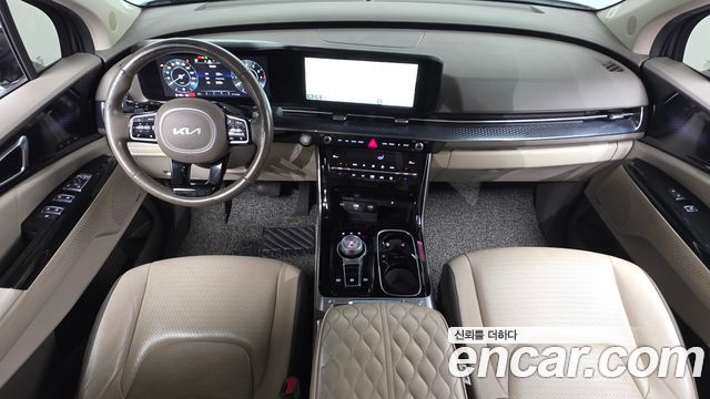 Kia Canival 2023 — photo 10