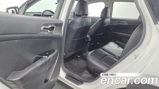 Kia Sportage 2022 — photo 18