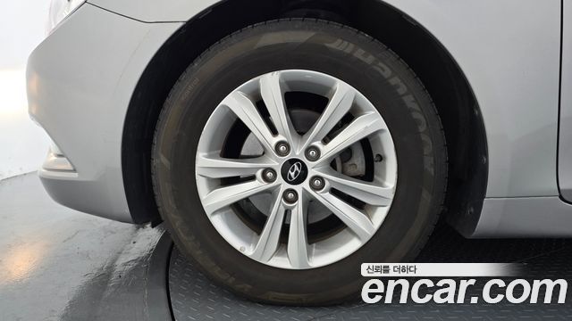 Hyundai Sonata 2011 — photo 5