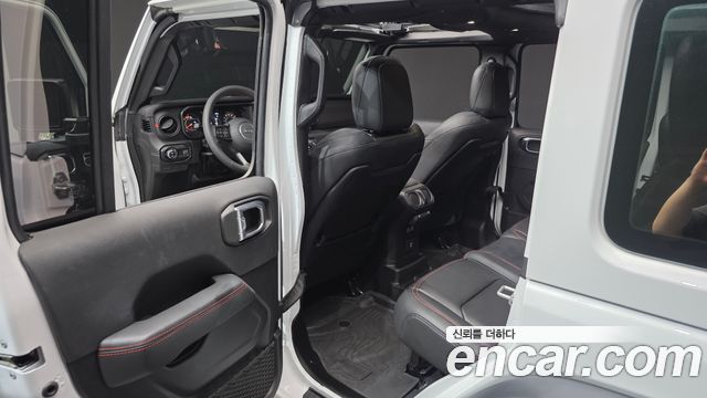 Jeep Wrangler 2024 — photo 11
