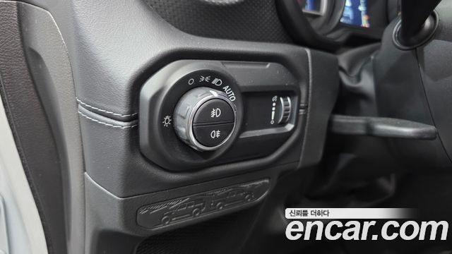 Jeep Wrangler 2024 — photo 14