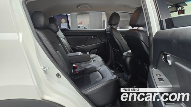 Kia Sportage 2013 — photo 17