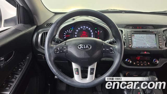 Kia Sportage 2013 — photo 18