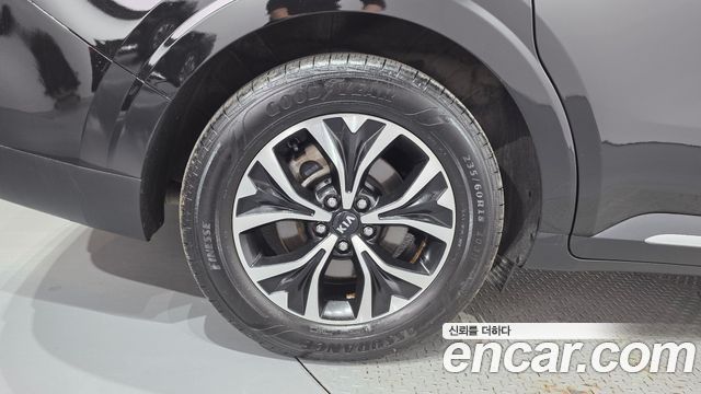 Kia Canival 2021 — photo 5