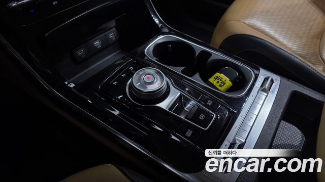 Kia Canival 2021 — photo 12