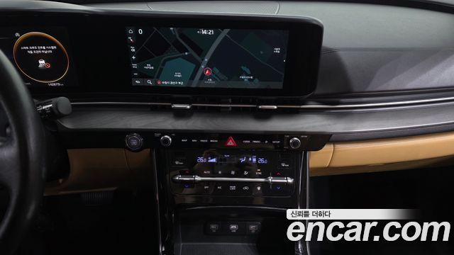 Kia Canival 2021 — photo 19