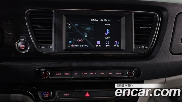 Kia Canival 2020 — photo 12