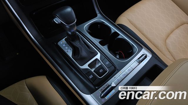 Kia Canival 2023 — photo 12