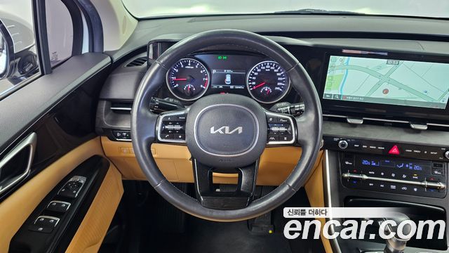 Kia Canival 2023 — photo 19