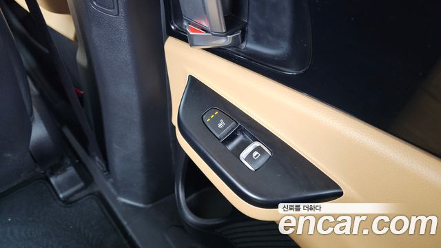 Kia Canival 2023 — photo 26
