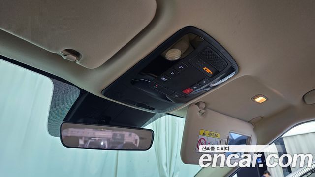 Kia Canival 2023 — photo 27