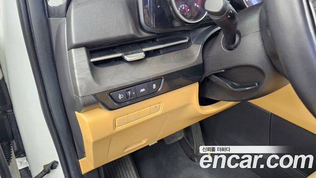 Kia Canival 2023 — photo 28