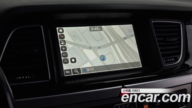 Genesis G80 2018 — photo 19