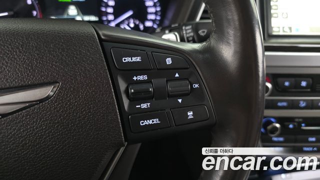 Genesis G80 2018 — photo 23