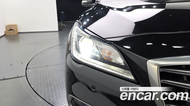 Genesis G80 2018 — photo 8