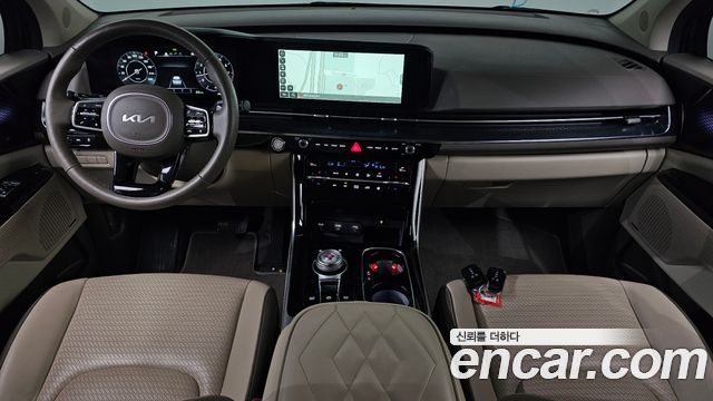 Kia Canival 2023 — photo 10