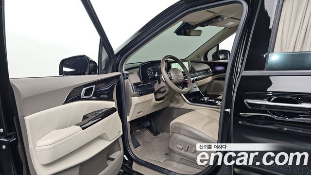 Kia Canival 2023 — photo 13