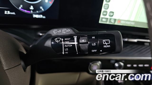 Kia Canival 2023 — photo 27