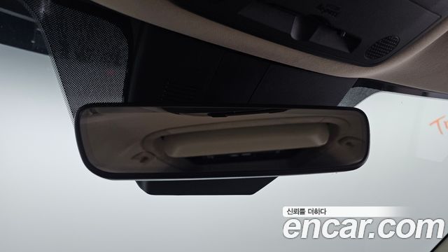 Kia Canival 2023 — photo 29