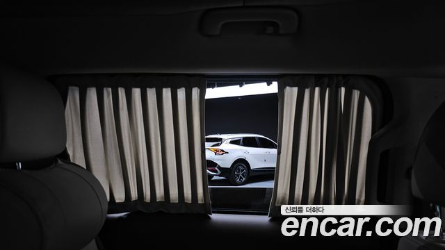 Kia Canival 2023 — photo 33