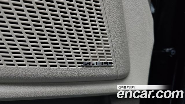 Kia Canival 2023 — photo 38