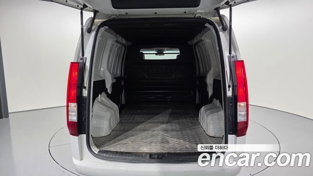Hyundai Staria 2022 — photo 20
