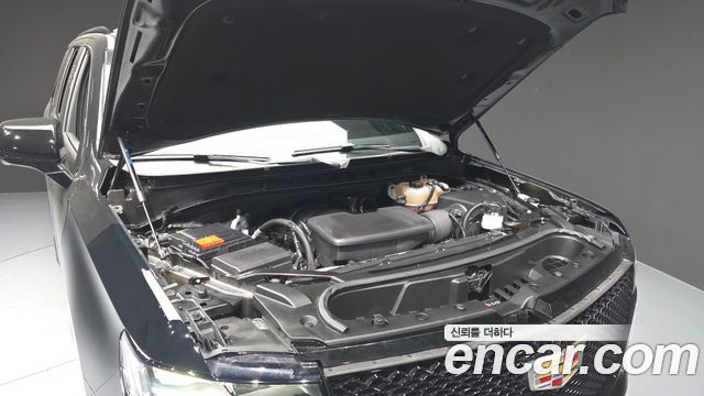 Cadillac Escalade 2023 — photo 6