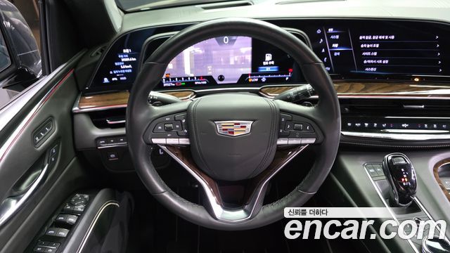 Cadillac Escalade 2023 — photo 19