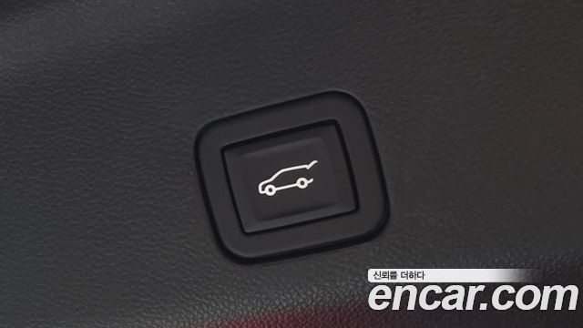 Cadillac Escalade 2023 — photo 32