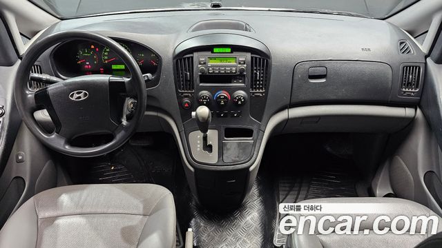 Hyundai Starex 2015 — photo 10