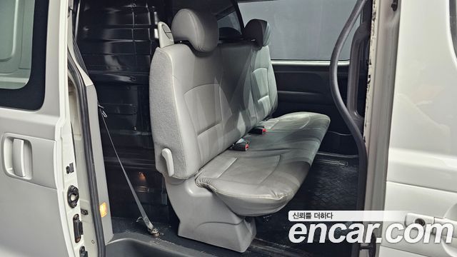 Hyundai Starex 2015 — photo 17