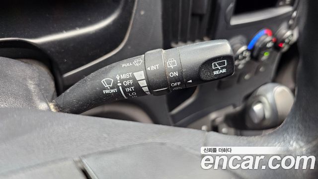 Hyundai Starex 2015 — photo 24