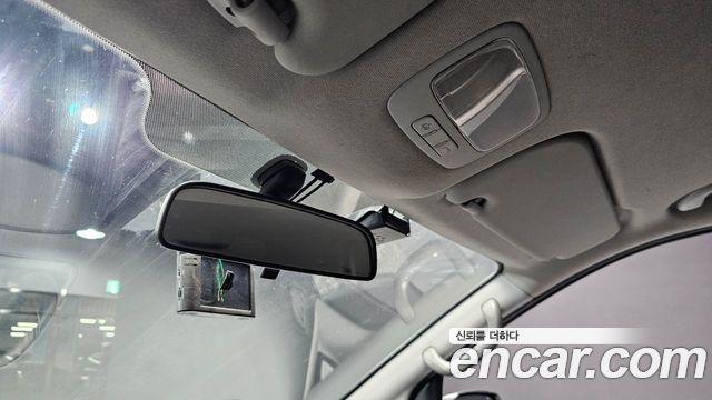 Hyundai Starex 2015 — photo 25