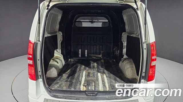Hyundai Starex 2015 — photo 29