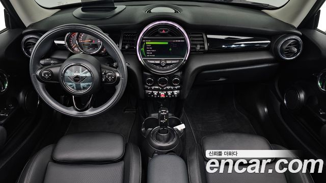 Mini Cooper 2020 — photo 10