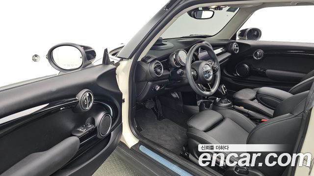 Mini Cooper 2020 — photo 13