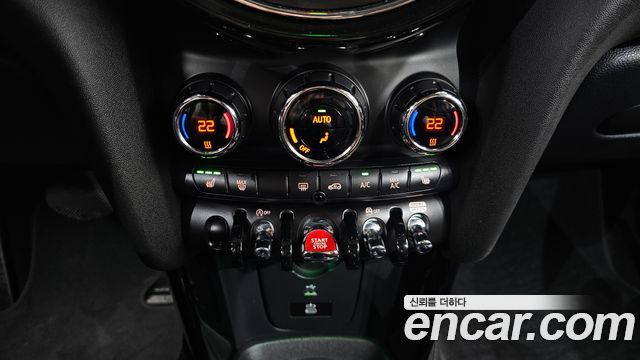 Mini Cooper 2020 — photo 22